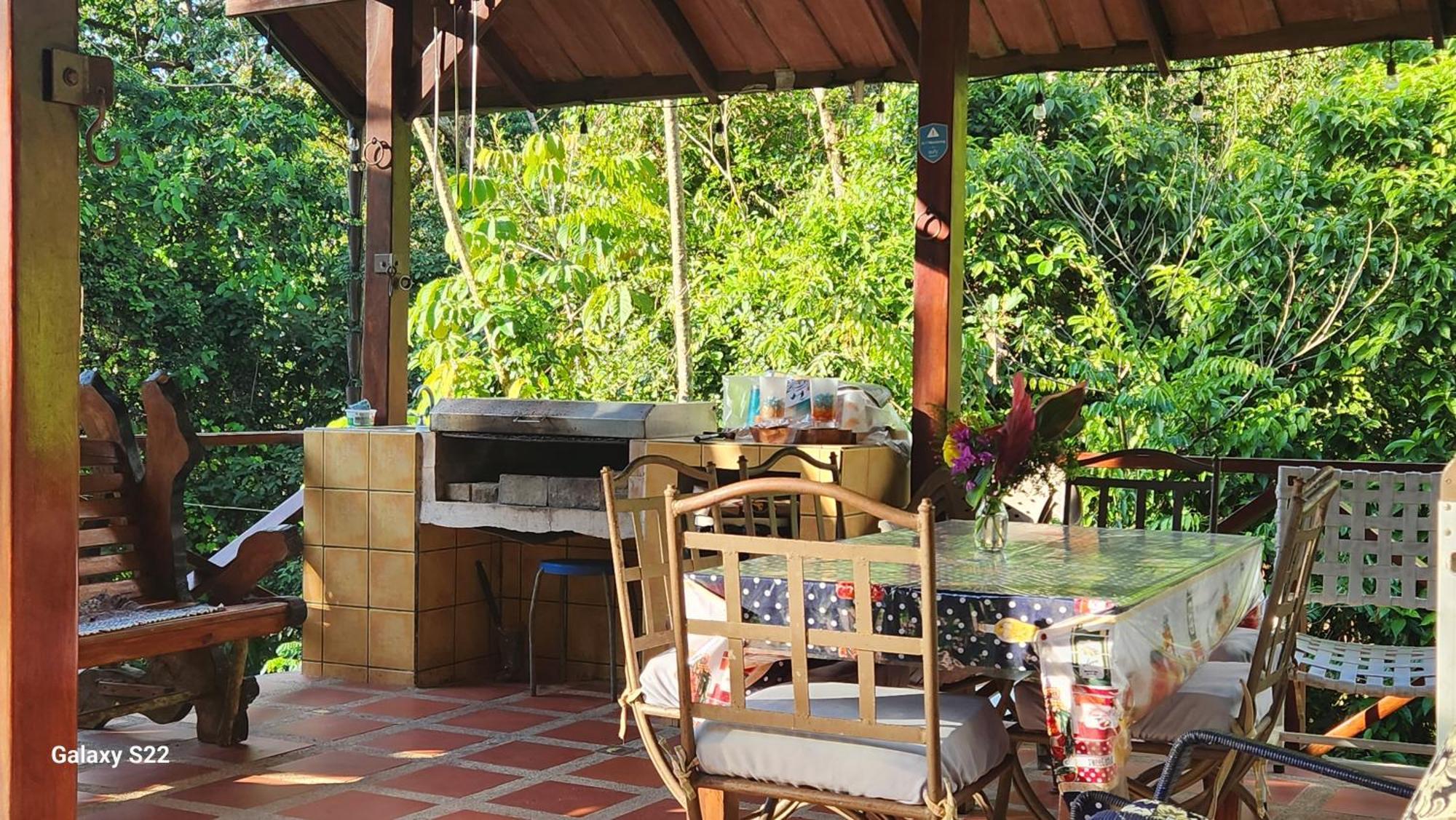 Yethan House أوفيتا المظهر الخارجي الصورة